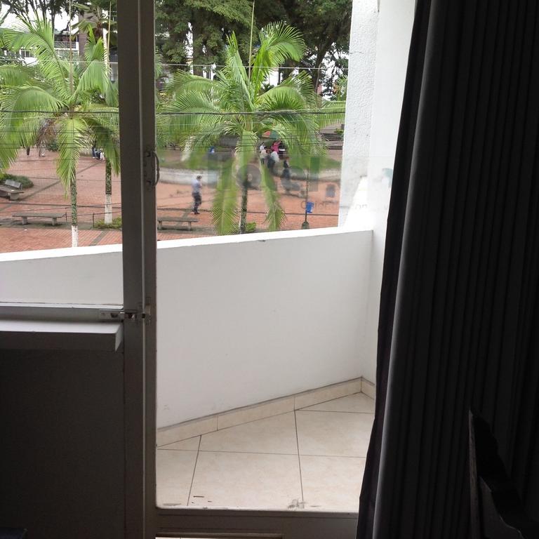 Hotel Calamo Plaza Pitalito Quarto foto